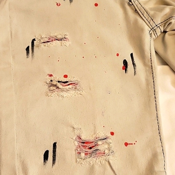 Men's LR Scoop Denim Distressed Shorts With Paint Splatter - Picture 13 of 15